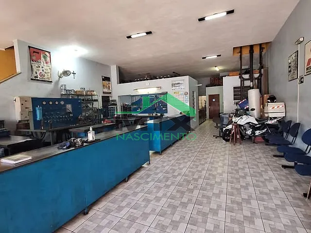 Prédio com 250m², à venda, no bairro Taboão em São Bernardo do Campo