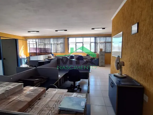 Prédio com 250m², à venda, no bairro Taboão em São Bernardo do Campo