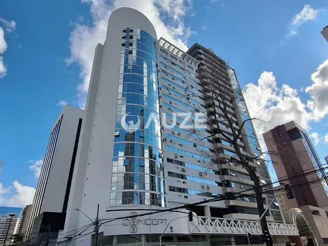 Prédio com 21m², à venda, no bairro Centro em Curitiba