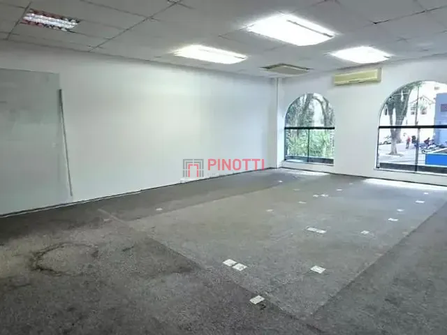 Prédio à venda, no bairro Nova Petrópolis em São Bernardo do Campo