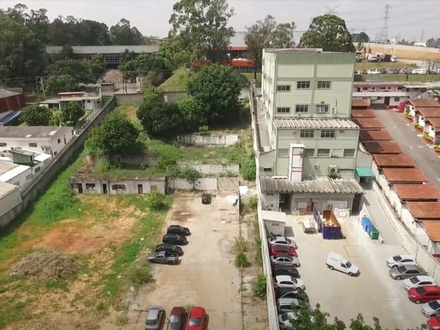Prédio com 2247m², à venda ou para alugar, no bairro Jardim Jaraguá (São Domingos) em São Paulo