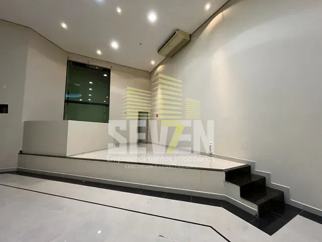 Prédio com 900m², à venda, no bairro Centro em Bauru