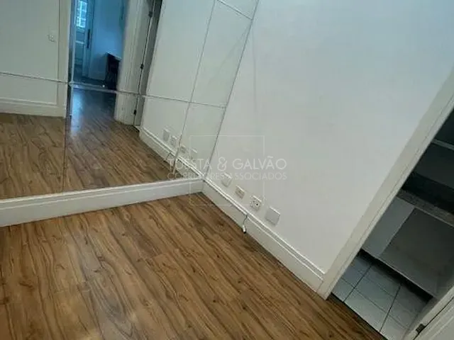 Prédio com 64m², à venda, no bairro Juvevê em Curitiba