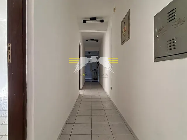 Prédio para alugar, no bairro Vila Azevedo em São Paulo