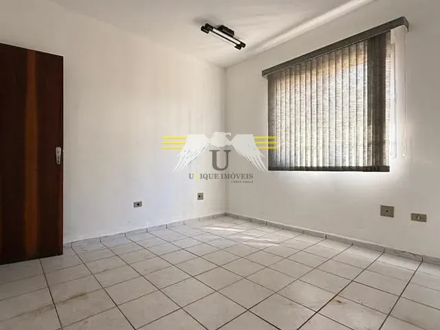 Prédio para alugar, no bairro Vila Azevedo em São Paulo