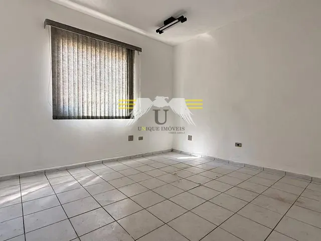 Prédio para alugar, no bairro Vila Azevedo em São Paulo