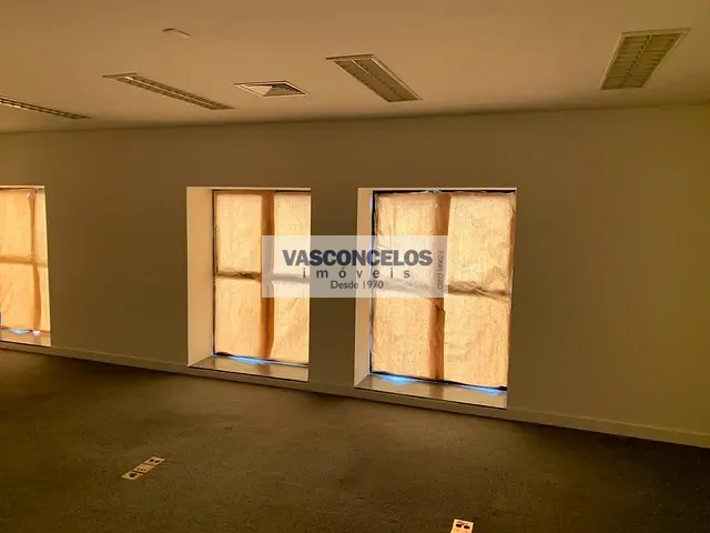 Prédio com 300m², à venda, no bairro Centro em São José dos Campos