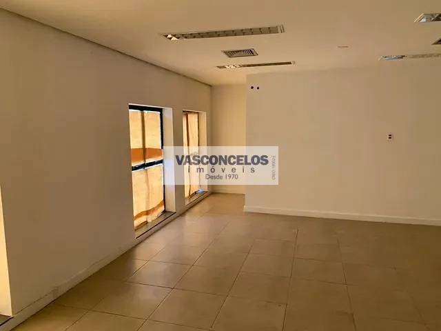Prédio com 300m², à venda, no bairro Centro em São José dos Campos