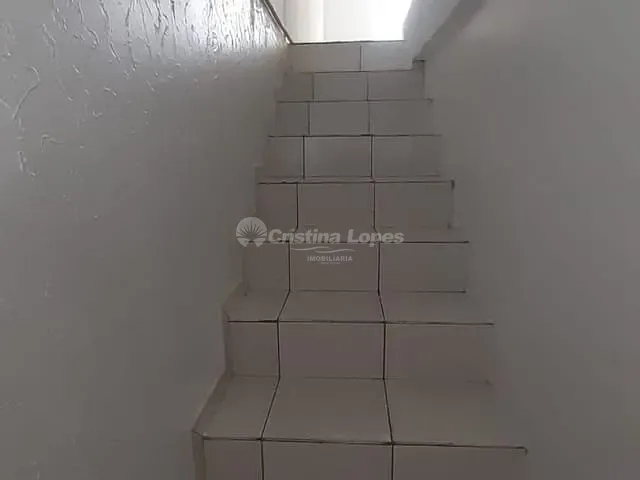 Prédio com 81m², à venda, no bairro Piçarra em Teresina