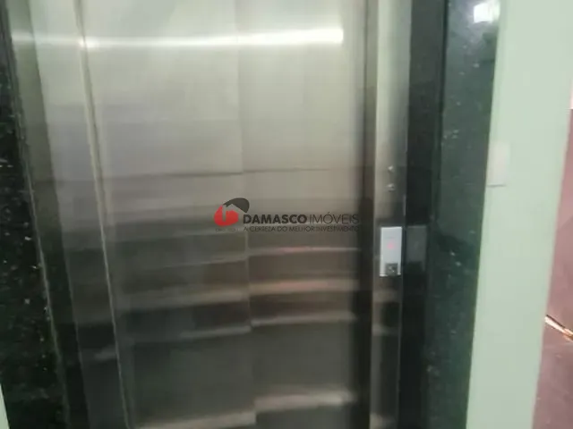 Prédio com 1700m², para alugar, no bairro Vila Califórnia em São Paulo