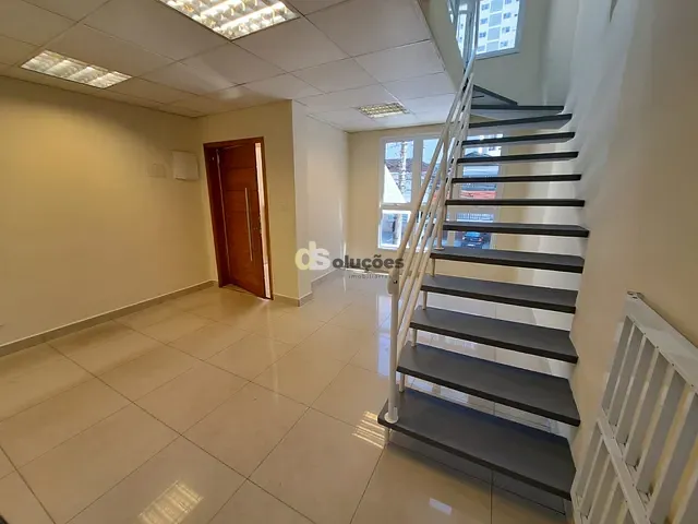 Prédio para alugar, no bairro Perdizes em São Paulo