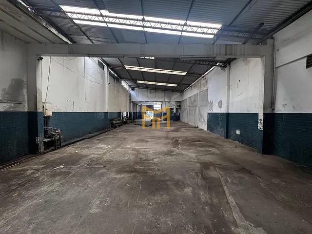 Prédio à venda, no bairro Telégrafo Sem Fio em Belém