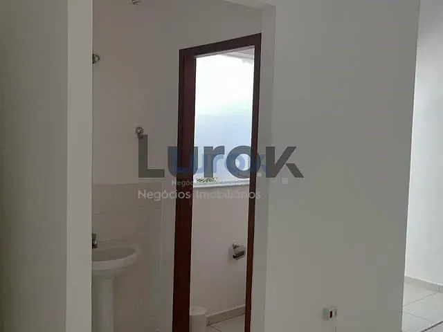 Prédio com 404m², à venda, no bairro Parque Nova Suíça em Valinhos