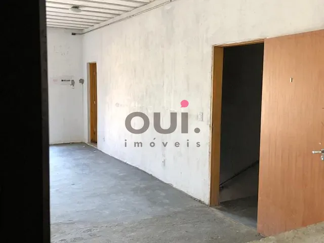 Prédio com 216m², à venda, no bairro Liberdade em São Paulo