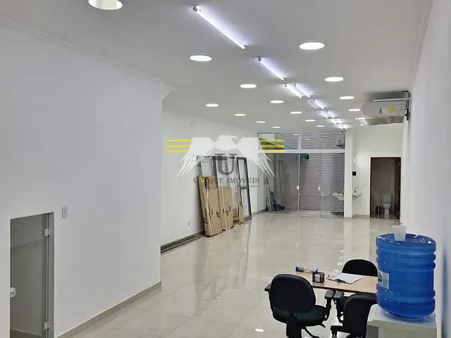 Prédio para alugar, no bairro Vila Gomes Cardim em São Paulo