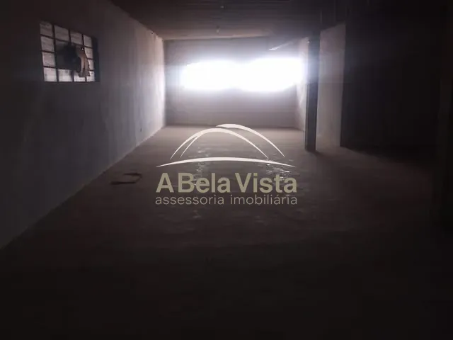 Prédio com 600m², para alugar, no bairro Baronesa em Osasco