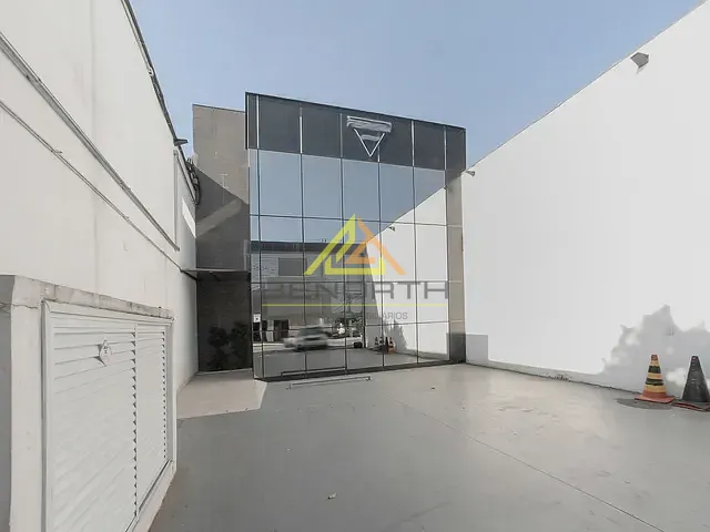 Prédio com 380m², à venda, no bairro Santana em São Paulo