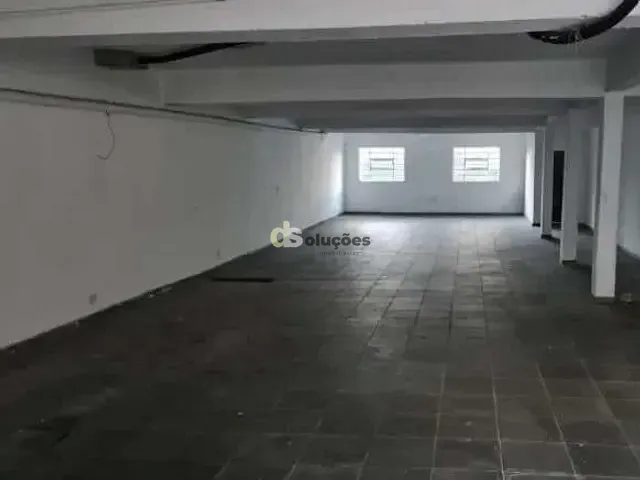 Prédio à venda ou para alugar, no bairro Vila Romana em São Paulo