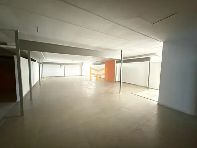 Prédio para alugar, no bairro Cremação em Belém
