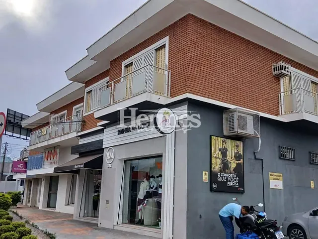 Prédio com 328m², à venda ou para alugar, no bairro Jardim Chapadão em Campinas