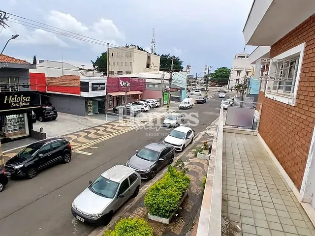 Prédio com 328m², à venda ou para alugar, no bairro Jardim Chapadão em Campinas
