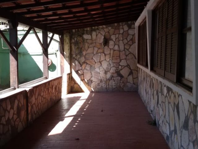 Prédio com 679m², à venda, no bairro Quitandinha em Petrópolis