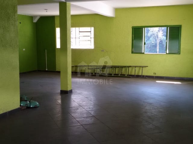 Prédio com 679m², à venda, no bairro Quitandinha em Petrópolis