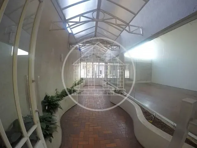 Prédio com 500m², à venda, no bairro Moema em São Paulo