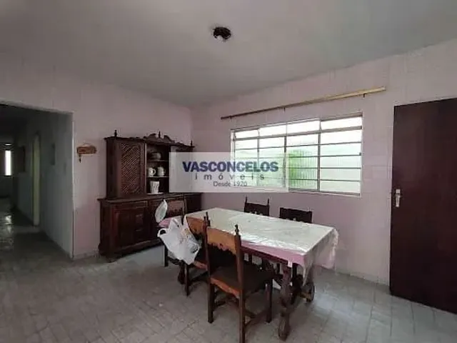 Prédio com 300m² 3 quartos e 2 banheiros, à venda, no bairro Vila Nova Conceição em São José Dos Campos