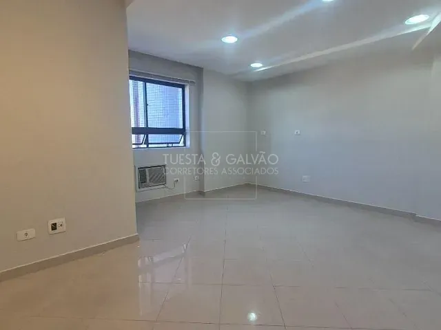 Prédio com 21m², à venda, no bairro Portão em Curitiba