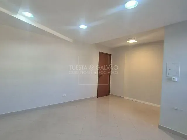 Prédio com 21m², à venda, no bairro Portão em Curitiba