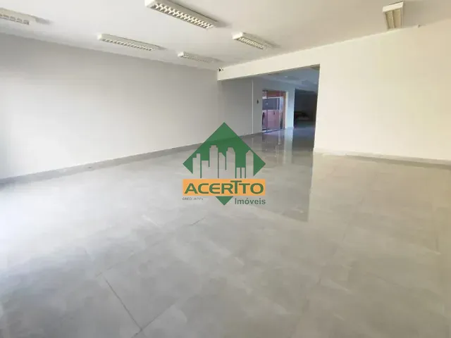 Prédio com 2480m², para alugar, no bairro Centro em Araçatuba