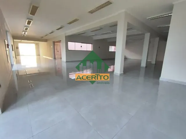 Prédio com 2480m², para alugar, no bairro Centro em Araçatuba