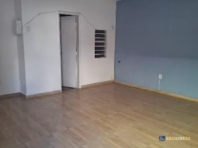 Prédio à venda, no bairro Centro em Campos dos Goytacazes