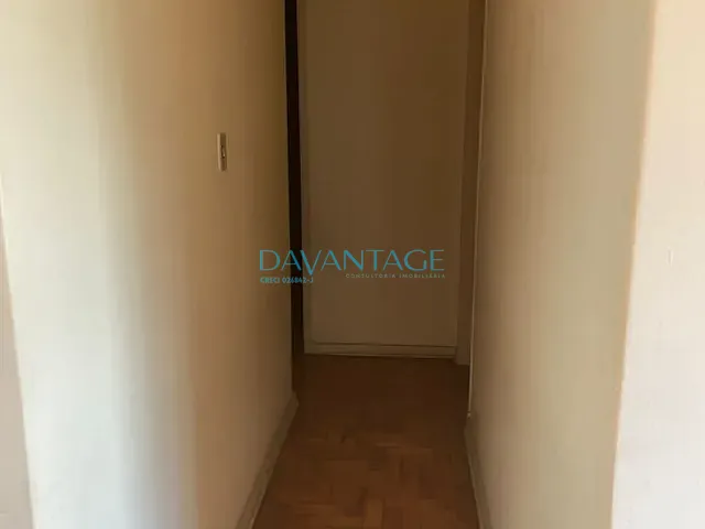 Prédio com 612m², à venda, no bairro Brás em São Paulo