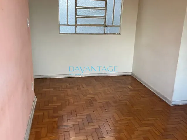 Prédio com 612m², à venda, no bairro Brás em São Paulo