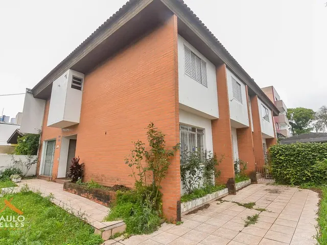Prédio com 410m² 3 quartos e 5 banheiros, à venda, no bairro Água Verde em Curitiba