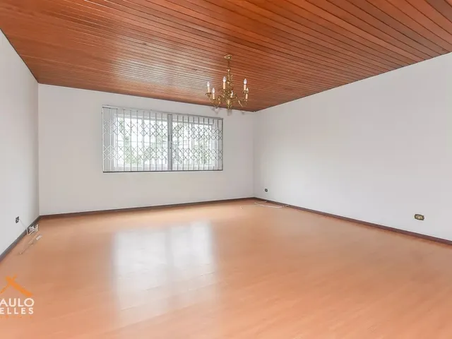 Prédio com 410m² 3 quartos e 5 banheiros, à venda, no bairro Água Verde em Curitiba