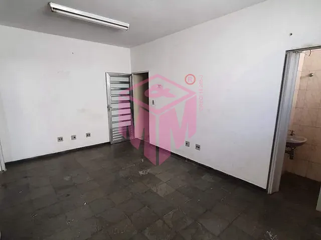 Prédio com 240m², à venda, no bairro Vila Dusi em São Bernardo do Campo