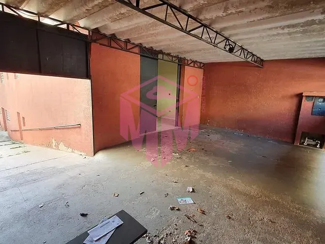 Prédio com 240m², à venda, no bairro Vila Dusi em São Bernardo do Campo