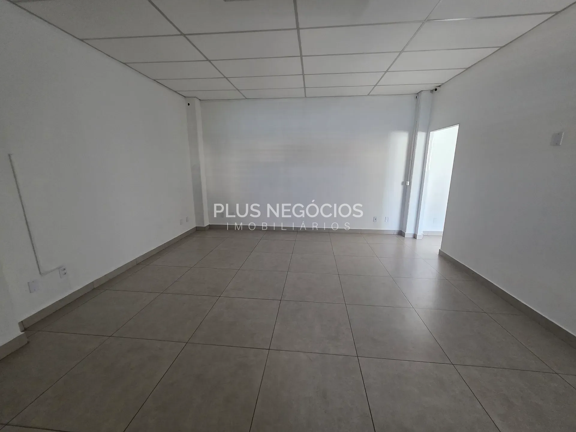 Prédio Inteiro, 330 m² - Foto 28