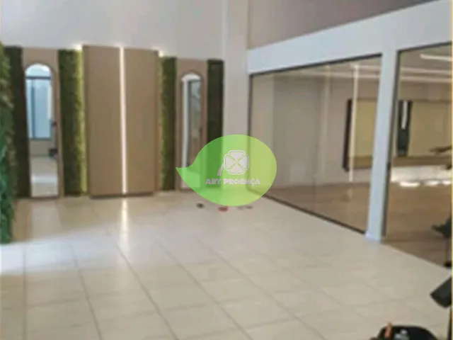 Prédio com 430m², à venda ou para alugar, no bairro Jardim Portobello em Sorocaba