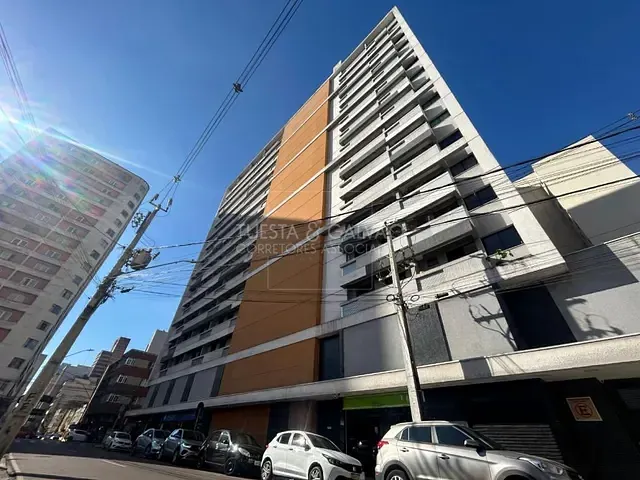 Prédio com 122m², à venda, no bairro Centro em Curitiba