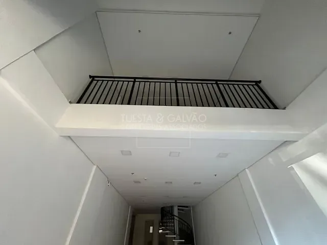 Prédio com 122m², à venda, no bairro Centro em Curitiba