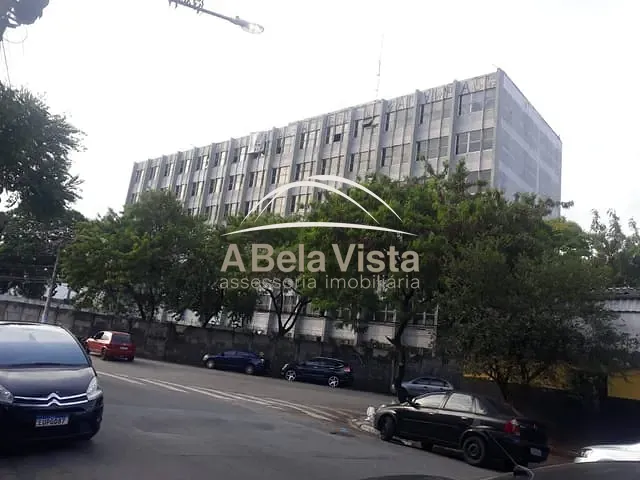 Prédio com 6886m², para alugar, no bairro Centro em Osasco