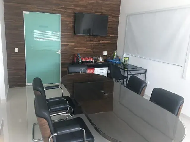 Prédio à venda, no bairro Osvaldo Cruz em São Caetano do Sul