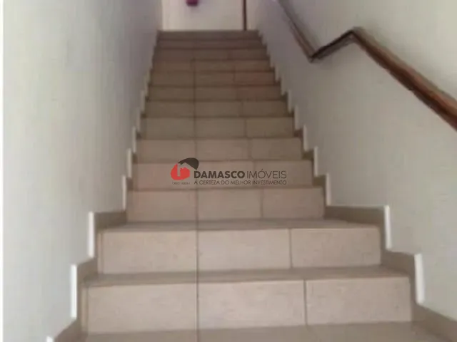 Prédio com 219m², à venda, no bairro Barcelona em São Caetano do Sul