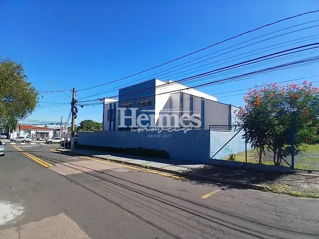 Prédio com 950m², à venda ou para alugar, no bairro Jardim Chapadão em Campinas