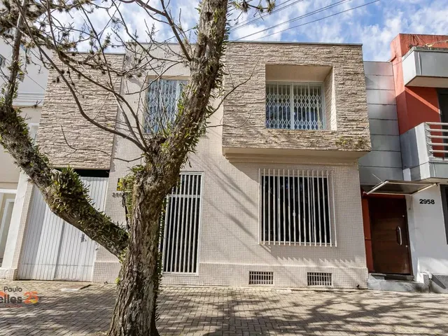 Prédio com 153m², à venda, no bairro Centro em Curitiba