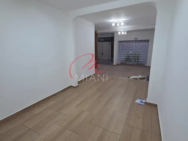 Prédio com 130m², para alugar, no bairro Conjunto Residencial Butanta em São Paulo